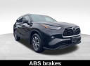 Thumbnail image of 2023 Toyota Highlander at Vision Kia East Rochester