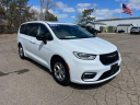 Thumbnail image of 2024 Chrysler Pacifica at Golling Chrysler Jeep Dodge Ram of Chelsea