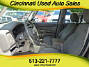 2006 Jeep Commander Base at Cincinnati Used Auto Sales LLC