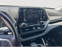 Thumbnail image of 2022 Toyota Highlander at South Dade Kia of Miami