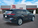 Thumbnail image of 2022 Toyota Highlander at Dayton Toyota Scion