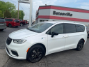Thumbnail image of 2024 Chrysler Pacifica Plug-In Hybrid at Batesville Chrysler Dodge Jeep Inc