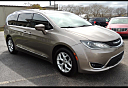 Thumbnail image of 2017 Chrysler Pacifica at Pearl Motors