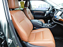 Thumbnail image of 2017 Toyota Highlander at Gary Mathews Motors