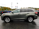 Thumbnail image of 2017 Toyota Highlander at Gary Mathews Motors