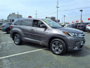 2017 Toyota Highlander at Toyota Universe