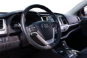 Thumbnail image of 2017 Toyota Highlander at Trinity Cadillac