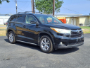 Thumbnail image of 2015 Toyota Highlander at Koepp Chevrolet
