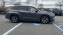 Thumbnail image of 2022 Toyota Highlander at Riverhead Auto Mall