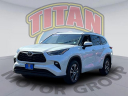 Thumbnail image of 2022 Toyota Highlander at Honda of Manhasset