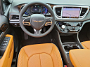 2023 Chrysler Pacifica Plug-In Hybrid Pinnacle at Bridgeton Auto Mall