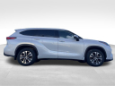 Thumbnail image of 2022 Toyota Highlander at Vision Kia Canandaigua