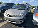 2008 Toyota Sienna at Green light Autos