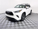 Thumbnail image of 2021 Toyota Highlander Hybrid at Auto Expo 95