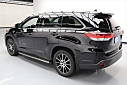 Thumbnail image of 2017 Toyota Highlander at Beasley’s River City Auto