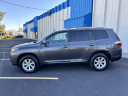 Thumbnail image of 2012 Toyota Highlander at ZARA AUTO SALES INC