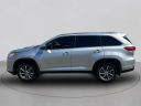 Thumbnail image of 2019 Toyota Highlander at Empire Volvo Cars of Smithtown