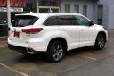Thumbnail image of 2018 Toyota Highlander Hybrid at Autotown of Champaign, IL