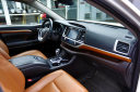 Thumbnail image of 2018 Toyota Highlander Hybrid at Autotown of Champaign, IL
