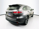 Thumbnail image of 2016 Toyota Highlander at Used Fred Beans Nissan of Flemington