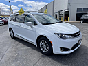 Thumbnail image of 2017 Chrysler Pacifica at Kunes Cdjr Platteville