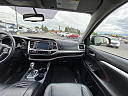 Thumbnail image of 2016 Toyota Highlander at Whitlock Motors