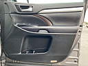 Thumbnail image of 2016 Toyota Highlander at Whitlock Motors