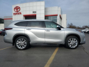 Thumbnail image of 2024 Toyota Highlander at Fox Automotive Group Inc. Toyota Volkswagen
