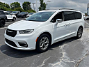 Thumbnail image of 2022 Chrysler Pacifica at Triad Vinfast