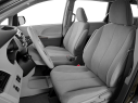 Thumbnail image of 2014 Toyota Sienna at Hamilton Honda