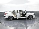 Thumbnail image of 2018 Honda Clarity Plug-In Hybrid at Plaza Honda