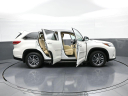 Thumbnail image of 2018 Toyota Highlander at Plaza Honda