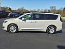 Thumbnail image of 2017 Chrysler Pacifica at Serra Buick Gmc Champaign