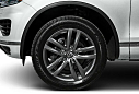 Thumbnail image of 2016 Volkswagen Touareg at Car Connection Superstore
