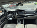 Thumbnail image of 2017 Toyota Highlander at Roberts Auto Sales
