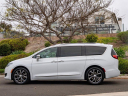 Thumbnail image of 2018 Chrysler Pacifica at PARADISE Automotive Group INC.