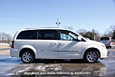 Thumbnail image of 2013 Chrysler Town and Country at Blue Moon Auto Sales