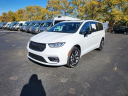 Thumbnail image of 2023 Chrysler Pacifica at Bob Caldwell CDJR - New