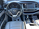 Thumbnail image of 2016 Toyota Highlander at 10th Avenue Motors