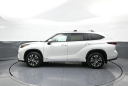 Thumbnail image of 2024 Toyota Highlander Hybrid at Plaza Honda