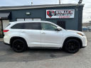 Thumbnail image of 2017 Toyota Highlander Hybrid at Stallion Auto Group