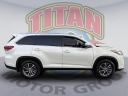 2019 Toyota Highlander XLE at Toyota of Bay Ridge Brooklyn