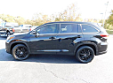 Thumbnail image of 2019 Toyota Highlander at Gary Mathews Motors