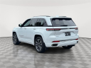 Thumbnail image of 2022 Jeep Grand Cherokee at Empire Volvo Cars of Smithtown