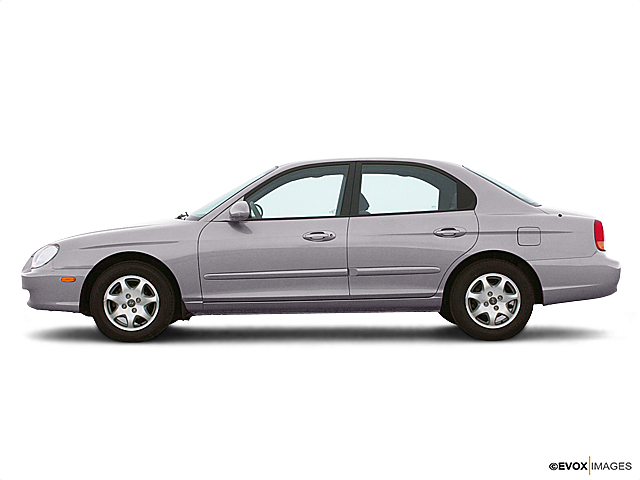 Image of 2001 Hyundai SONATA GLS 4dr Sedan