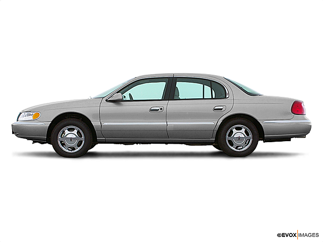 Image of 2002 Lincoln Continental 4dr Sedan