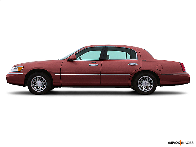 Image of 2002 Lincoln Town Car Cartier 4dr Sedan