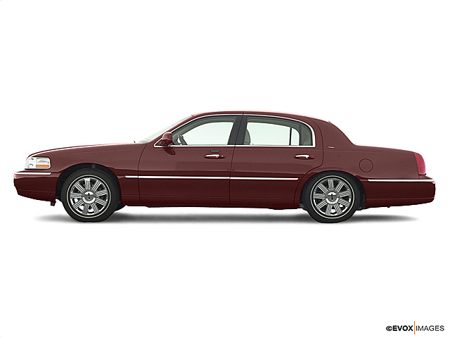 Image of 2003 Lincoln Town Car Cartier 4dr Sedan