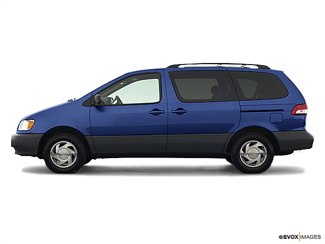 Image of 2003 Toyota Sienna 4dr LE Mini-Van