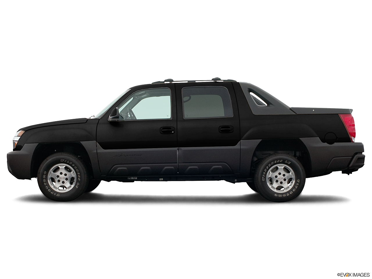 Image of 2004 Chevrolet Avalanche 4dr 1500 Crew Cab SB RWD